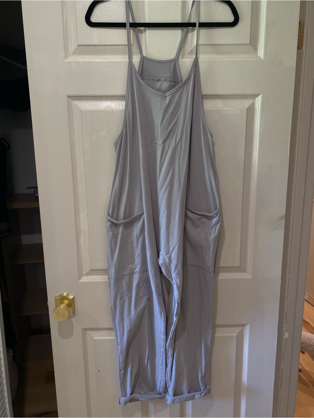 Amazon Light Gray Women's Relaxed Jumpsuit Hot Shot Romper with Pockets Sz M